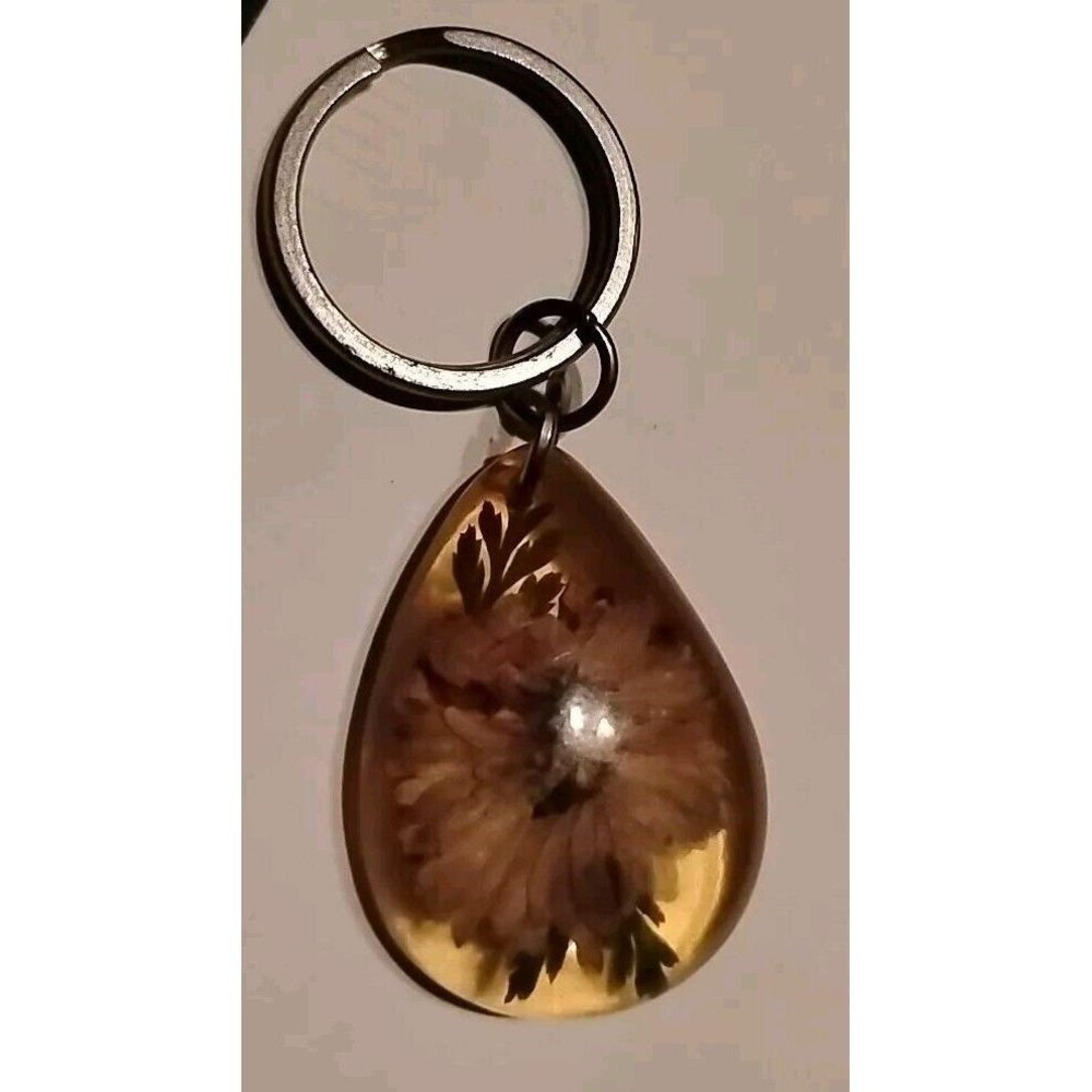 Vtg Yellow Lucite Teardrop Keychain flower inlay acrylic lavender purple white